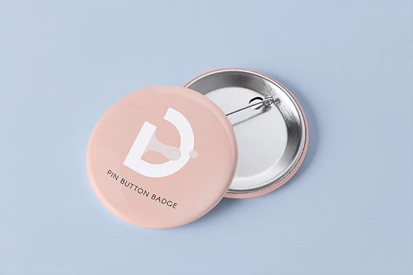 Button Badge PSD Mockup Design