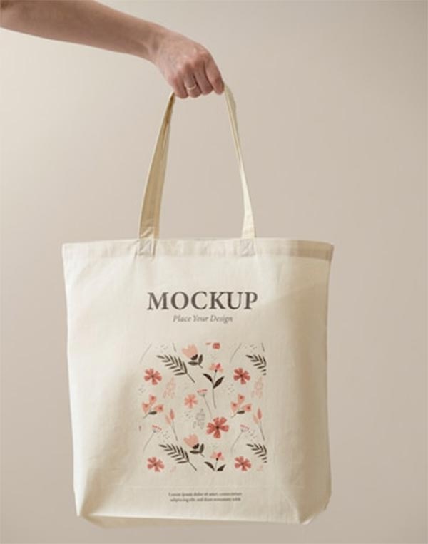 Free PSD Beautiful Tote Bag Design Mockup