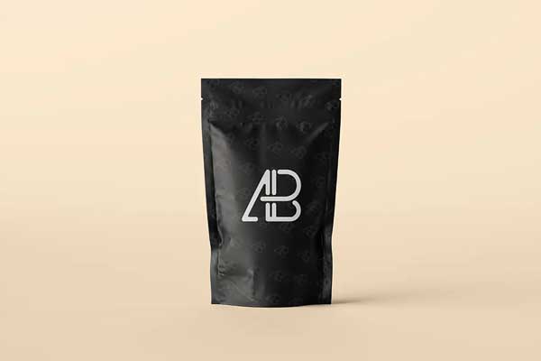 Free Pouch Bag Packaging Mockup