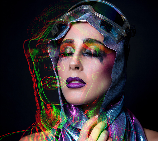 Outlines Photo Action Effect