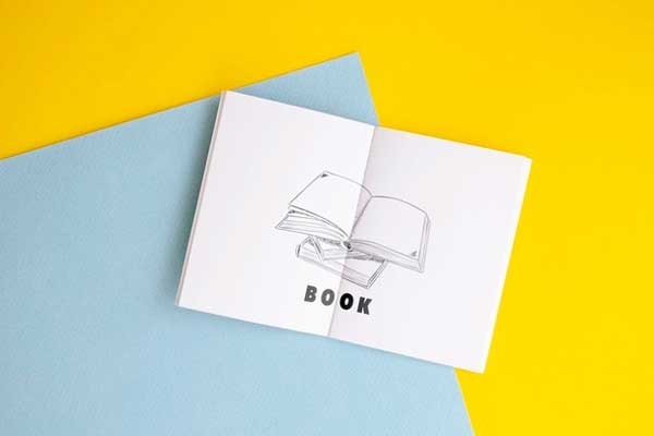 Sketch Book Mockup on Bicolor Free Psd