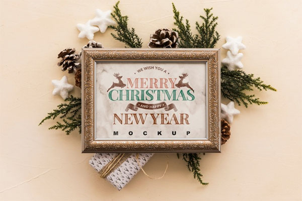 Free Christmas Winter Frame Mockup in PSD